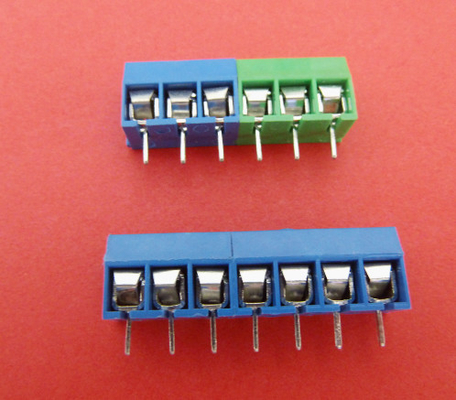 pcb terminal block 5.0mm pitch 300V 16A 2P 3P assembly to many Poles green or blue color supplier