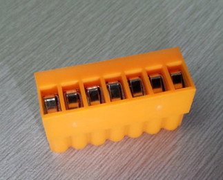 pcb terminal block 3.96mm pitch 300V 16A 2P-24P orange color screw terminal block HT3.96K supplier