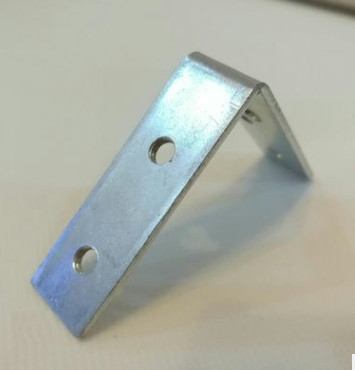 Zinc alloy metal die casting products with screw hole with stainless screws 90 degree belt; L type, V type supplier